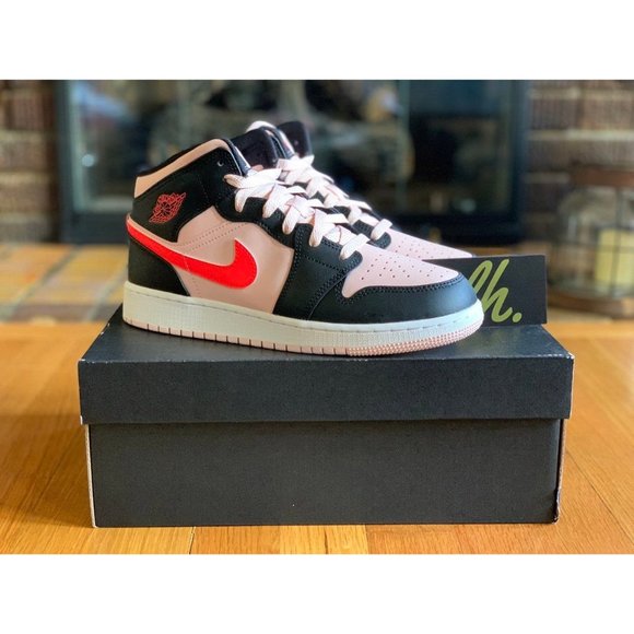 Size 6.5y Air Jordan 1 Mid "Atmosphere" - Picture 4 of 5